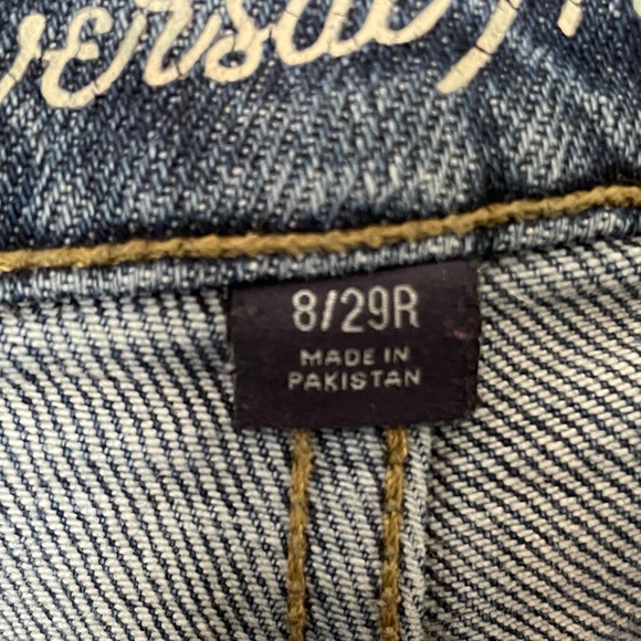 Universal thread from target size 8 and size 6 jeans - Picture 6 of 12